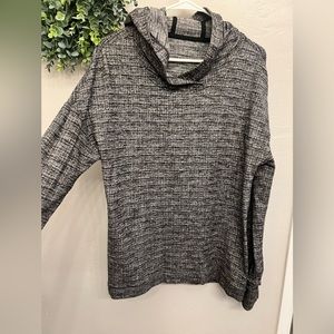 Lululemon Running Luon “Extra Mile Hoodie” Size 10